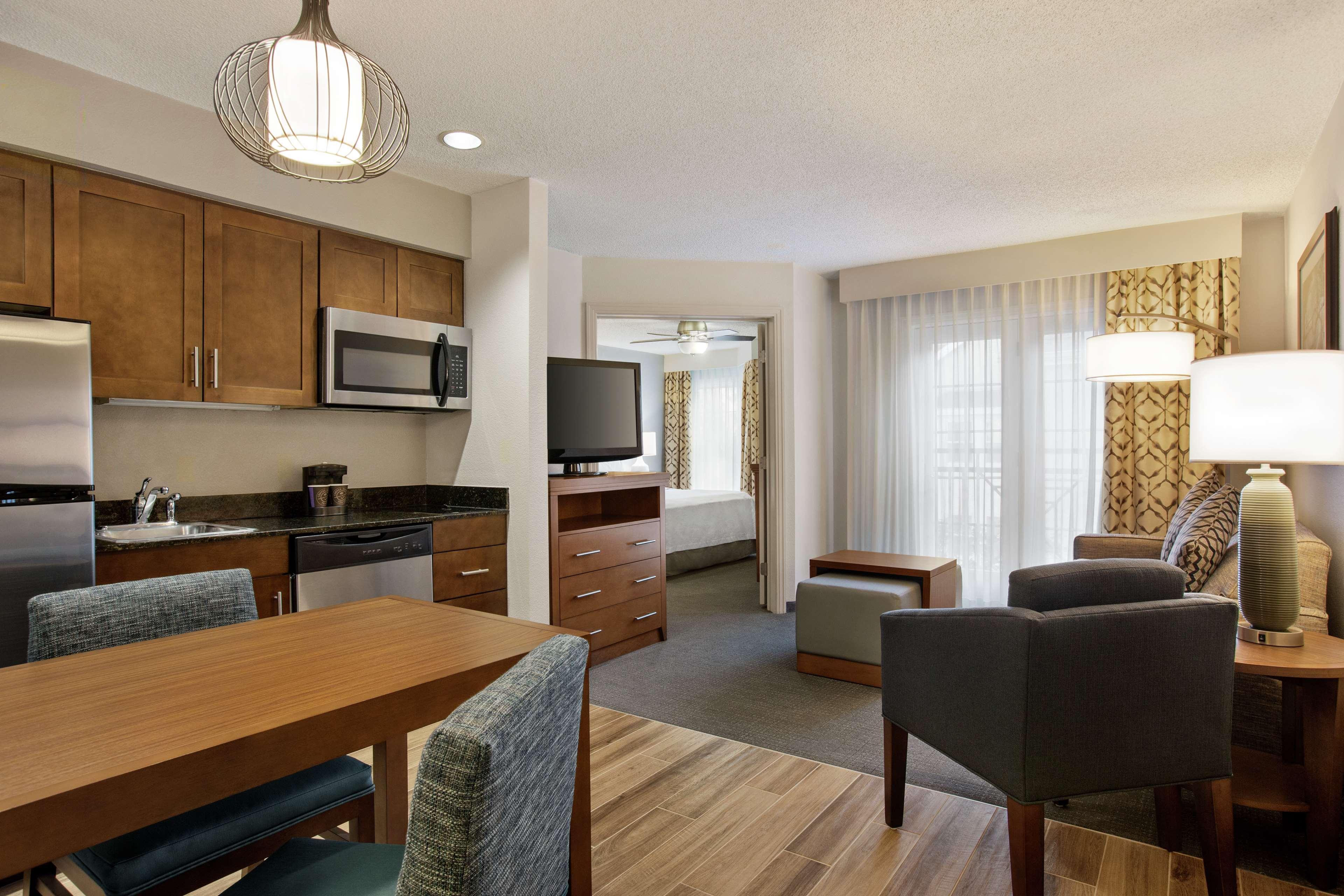 Homewood Suites By Hilton Kansas City Airport Exteriér fotografie