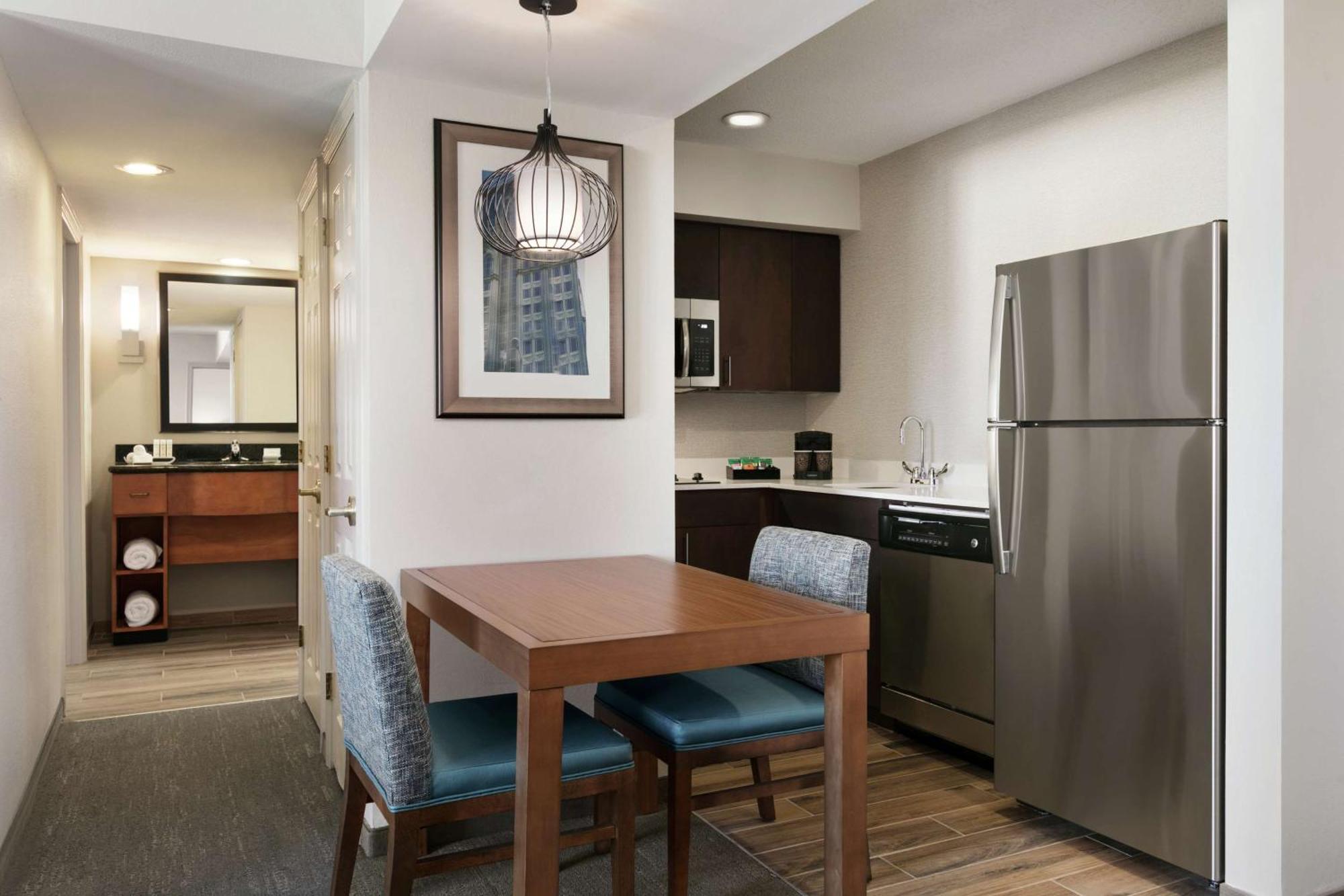 Homewood Suites By Hilton Kansas City Airport Exteriér fotografie