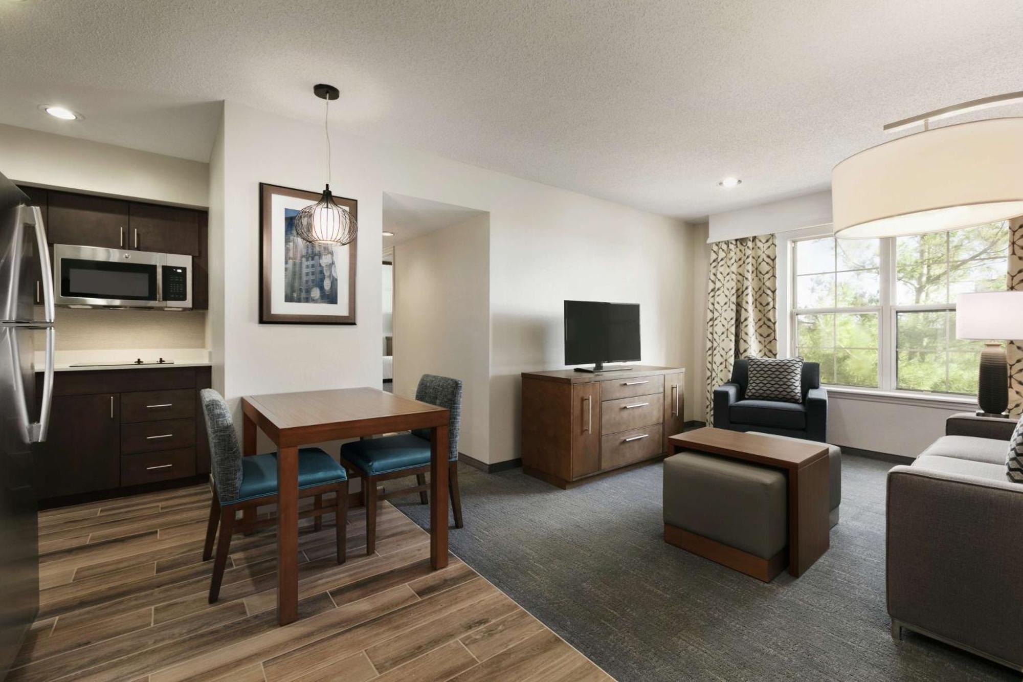 Homewood Suites By Hilton Kansas City Airport Exteriér fotografie