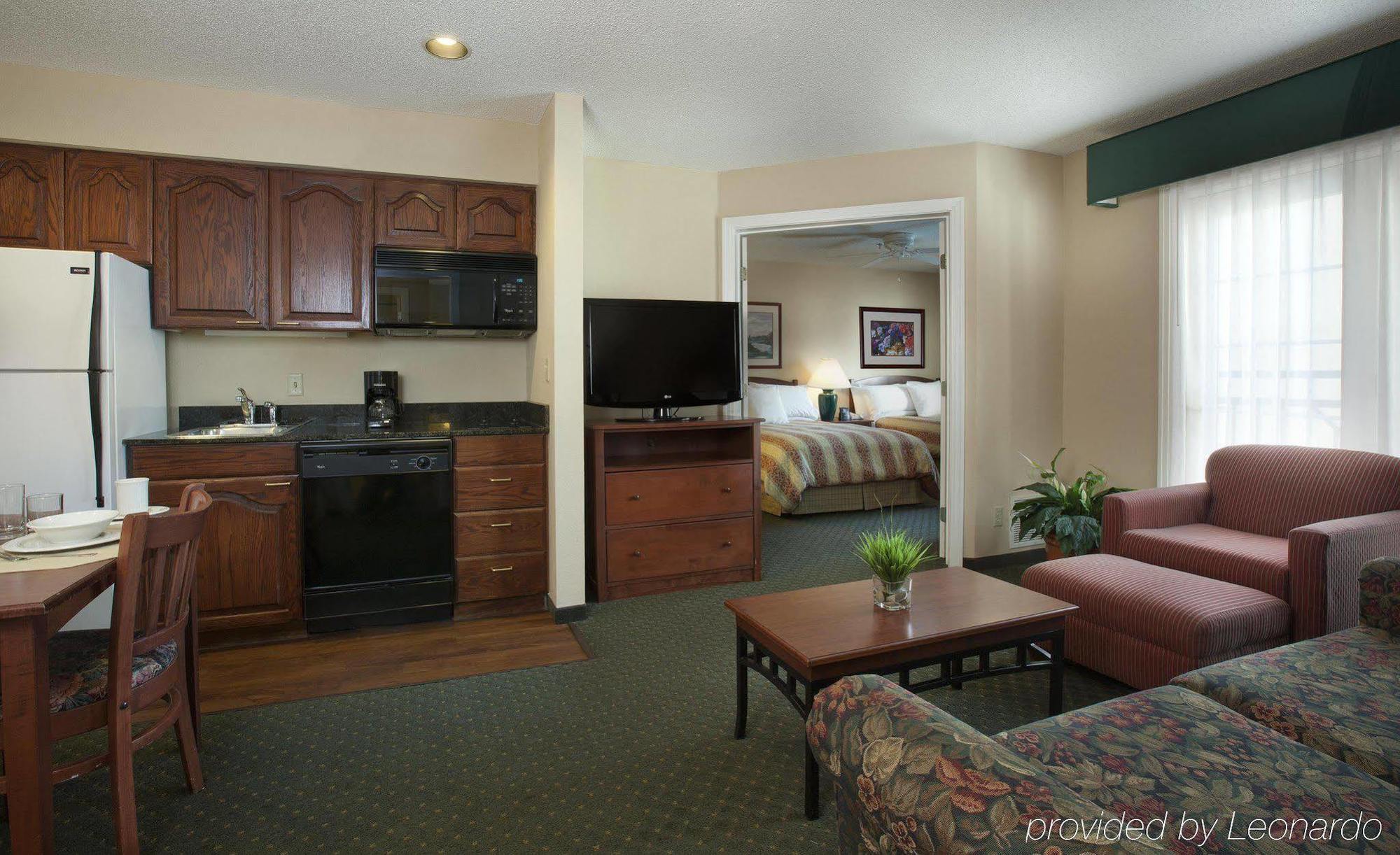 Homewood Suites By Hilton Kansas City Airport Pokoj fotografie